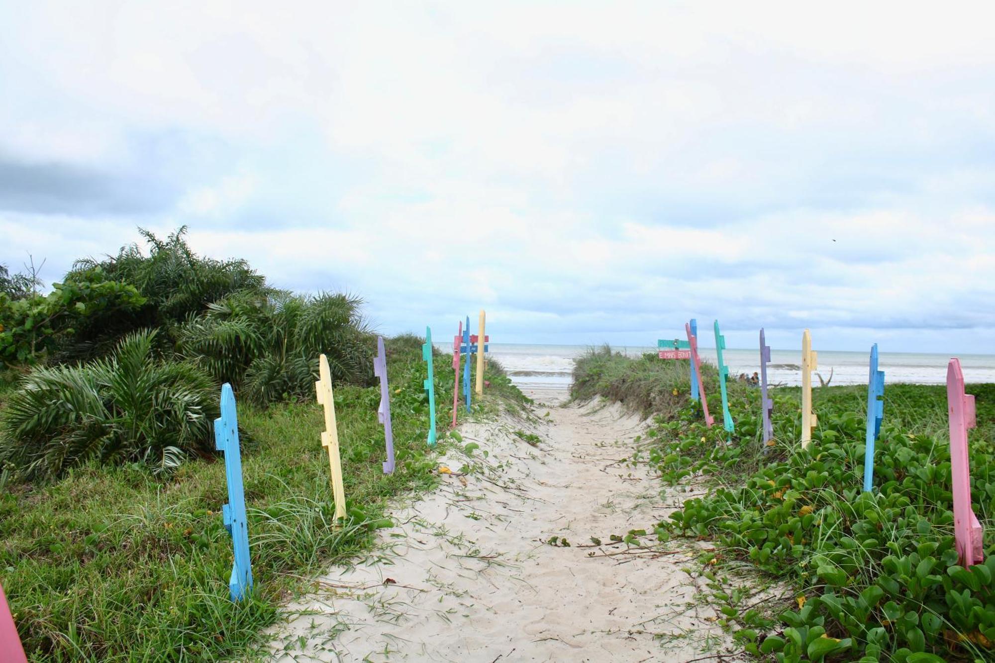 Pousada Recanto Beach House - Cabo Frio - Rj- Unamar- Cond Florestinha - 1 Min A Pe Da Praia Tamoios Εξωτερικό φωτογραφία
